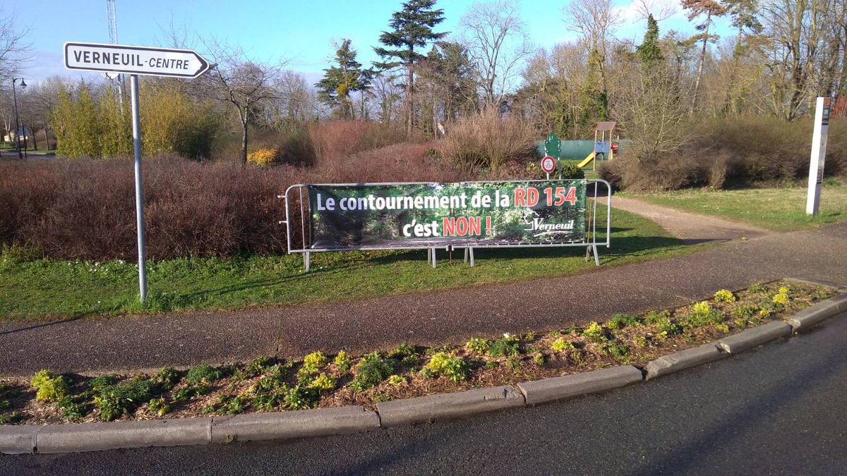 La <a href="/VilledeVerneuil/">Ville de Verneuil 78</a>, <a href="/Vernouillet78/">Ville de Vernouillet</a> et #Chapet ont dit conjointement « non » au projet actuel de contournement de la #RD154. Nous appelons le Département <a href="/Les_Yvelines/">Les Yvelines</a> à écouter la voix de nos habitants et à abandonner ce projet d'un autre temps.

👉 ville-verneuil-sur-seine.fr/index.php?opti…