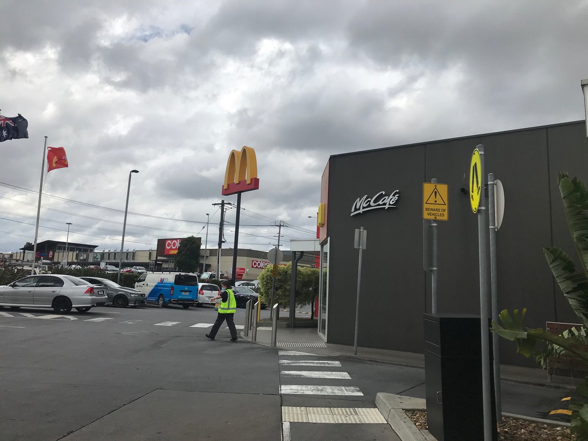 Maccas Fawkner! I’m getting an afternoon meal here! This Maccas was another example of a DHHS failure when a staff member in mid May tested positive yet nobody else was asked to isolate, leading to a cluster of 11 cases.