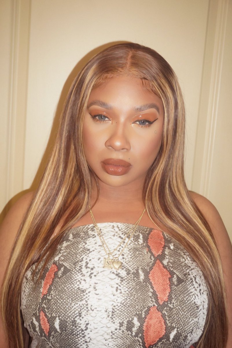 MissmonaeXo's tweet photo. The live before we live .
share if you can view this 💕
Glossy- Eyematte lewk!
first time trying laminated brow lewk! ☺️
follow me
https://t.co/HEg3LUYZIu
twitter
https://t.co/YEmdWtf1vV
tiktok
https://t.co/PvxCnrAekC
#atlantamakeupartist #dmforbooking https://t.co/rWflTXvpDM