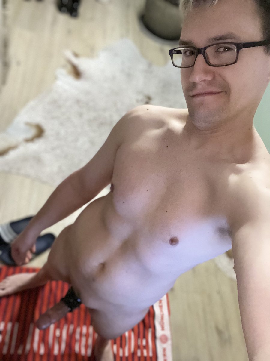 LikeDaddies (@vpelt) on Twitter photo 