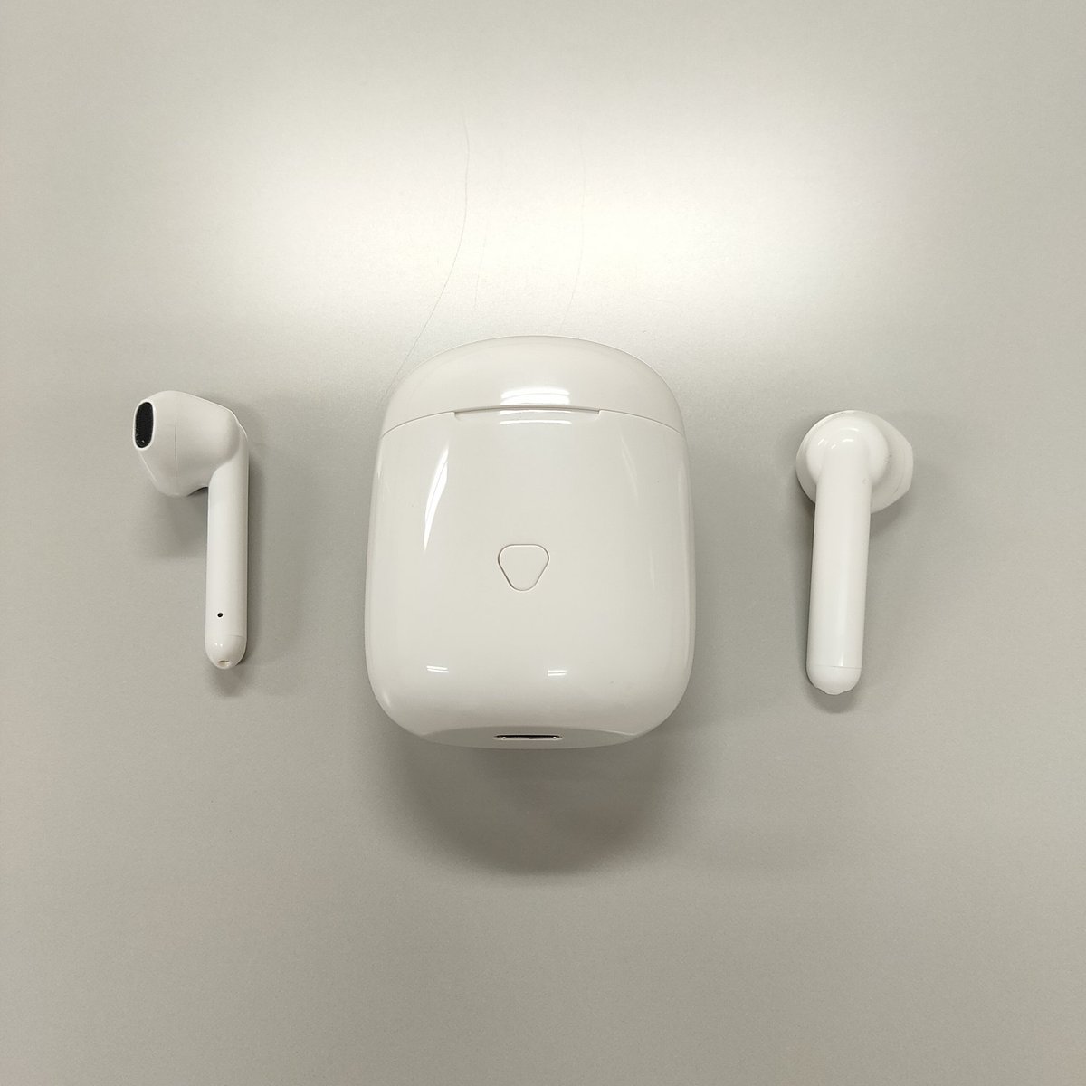 live4sb011's tweet photo. ちっさ #soundpeats #TrueAir https://t.co/hAPm6a0K8Y