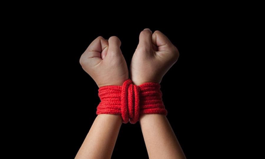 iwin_calgary's tweet photo. This is a powerful image. It evokes a lot of emotion. February 22 is National Human Trafficking Awareness Day. Watch for more posts this month highlighting the realities of #humantrafficking in Calgary, in Alberta, in Canada and beyond. https://t.co/T0Nrwg5nII