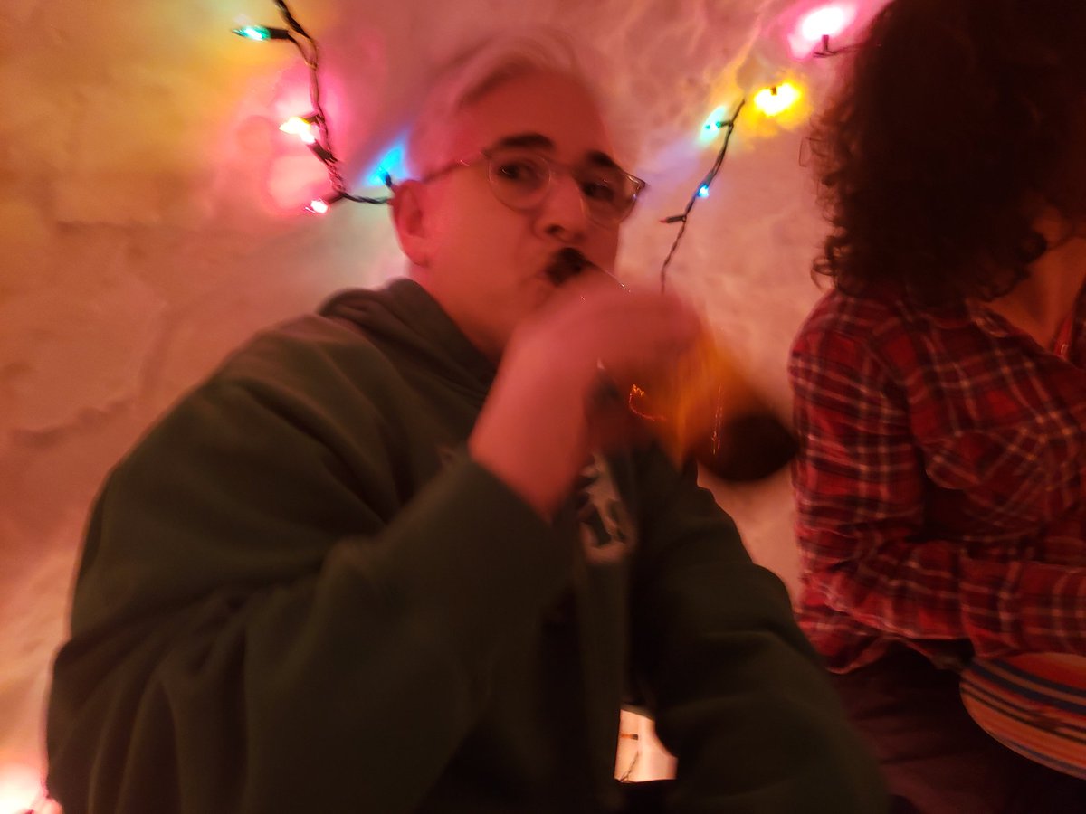 Pizza & Beer in the igloo!