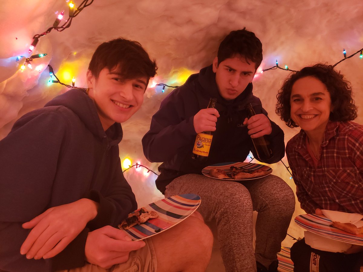 Pizza & beer in the Igloo.31° outside.60° in the igloo.