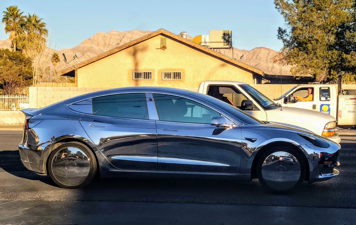 LasVegasLocally's tweet photo. Chrome wrapped @Tesla in East Las Vegas. (h/t @VannaJayOkc) https://t.co/ZBzBR7EeyR