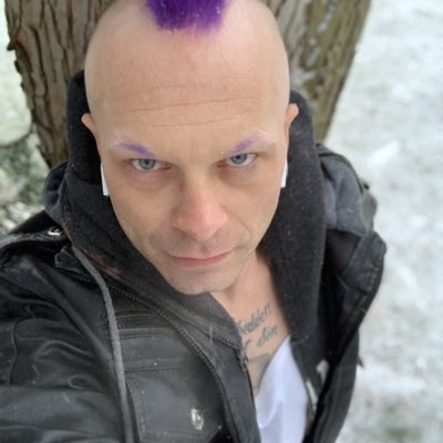 #NewProfilePic https://t.co/kYI5d8RmGZ