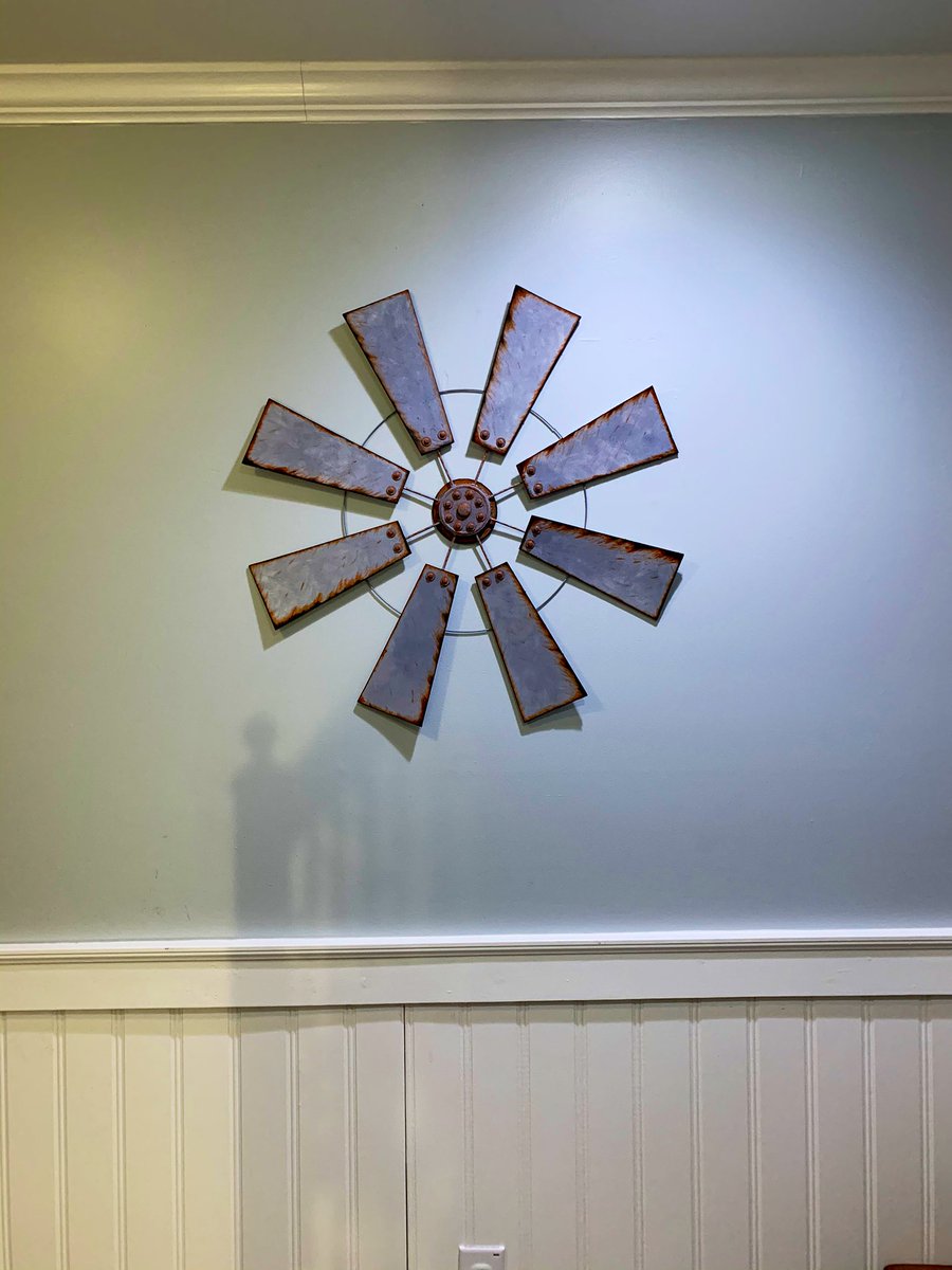 eand_b's tweet photo. Handmade windmill wall decor #shopsmall #walldecor #handmade #rustic #windmill https://t.co/raarA8rjzG