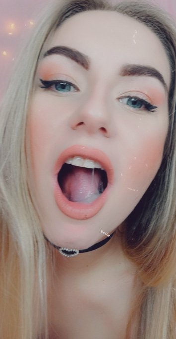 1 or 2? ) What part did you like the most today?😋 Write your favourite body part here⏬ https://t.co/<a href="/tag/blondie"class="tags"><span>#blondie</span></a><a href="/tag/girls"class="tags"><span>#girls</span></a><a href="/tag/snapchat"class="tags"><span>#snapchat</span></a><a href="/tag/rt"class="tags"><span>#rt</span></a><a href="/tag/pornhub"class="tags"><span>#pornhub</span></a><a href="/tag/nsfw"class="tags"><span>#nsfw</span></a><a href="/tag/bj"class="tags"><span>#bj</span></a>