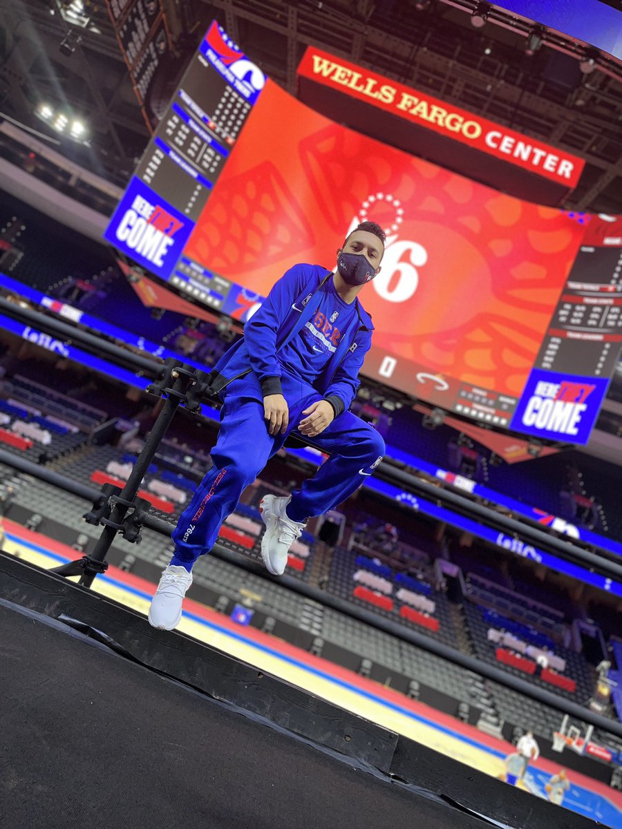 It’s game time!!!!! #HereTheyCome 🔵🏀🔴💪🏽
.
🏀: @sixers @76ersENT 
.
#Sixers #SixersNation #76ers
#PhilaUnite #SixersStrong
#Squad76 #76ersENT #SixersDancers