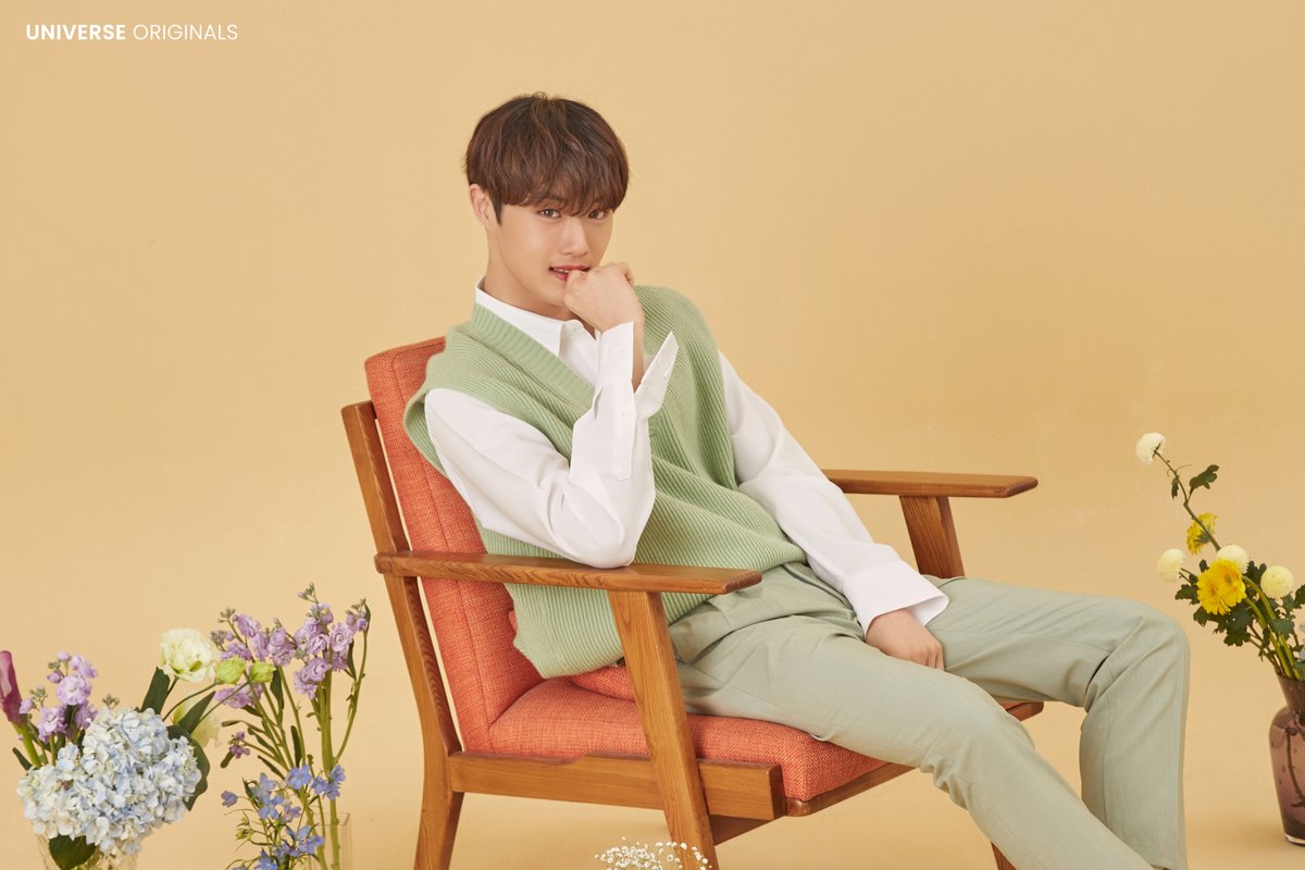 into__universe's tweet photo. 지금 #유니버스 에서, 매일 오전 10시에 공개되는 아티스트들의 다양한 화보를 만나보세요! 📸

Come over to #UNIVERSE to see artists' various photos! Photos released every day at 10AM(KST)📸

Download the app!
📲https://t.co/JmH4XxW5ju

#MONSTAX #CIX #PARKJIHOON #AB6IX https://t.co/KQZMv3SoaD