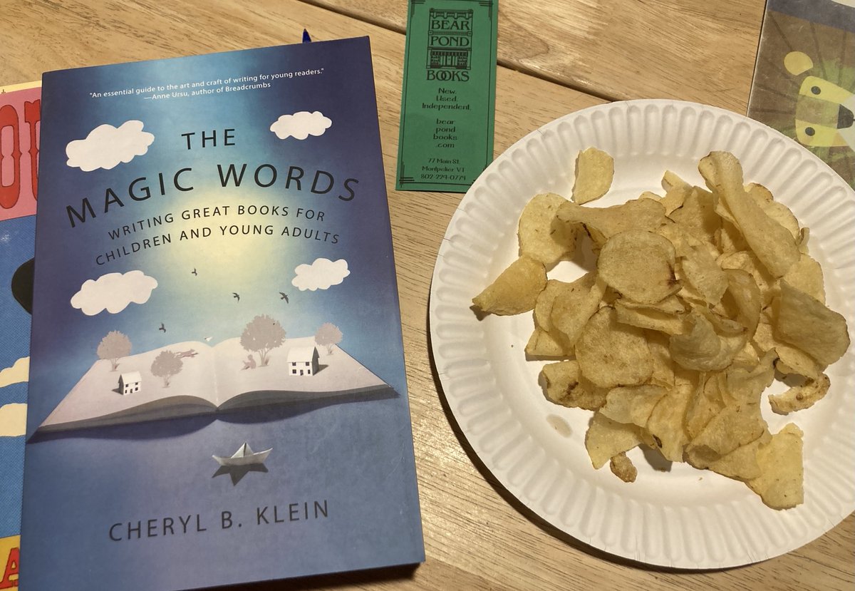 My Thursday night. #amreading #potatochips #themagicwords ⁦@BearPondBooks⁩