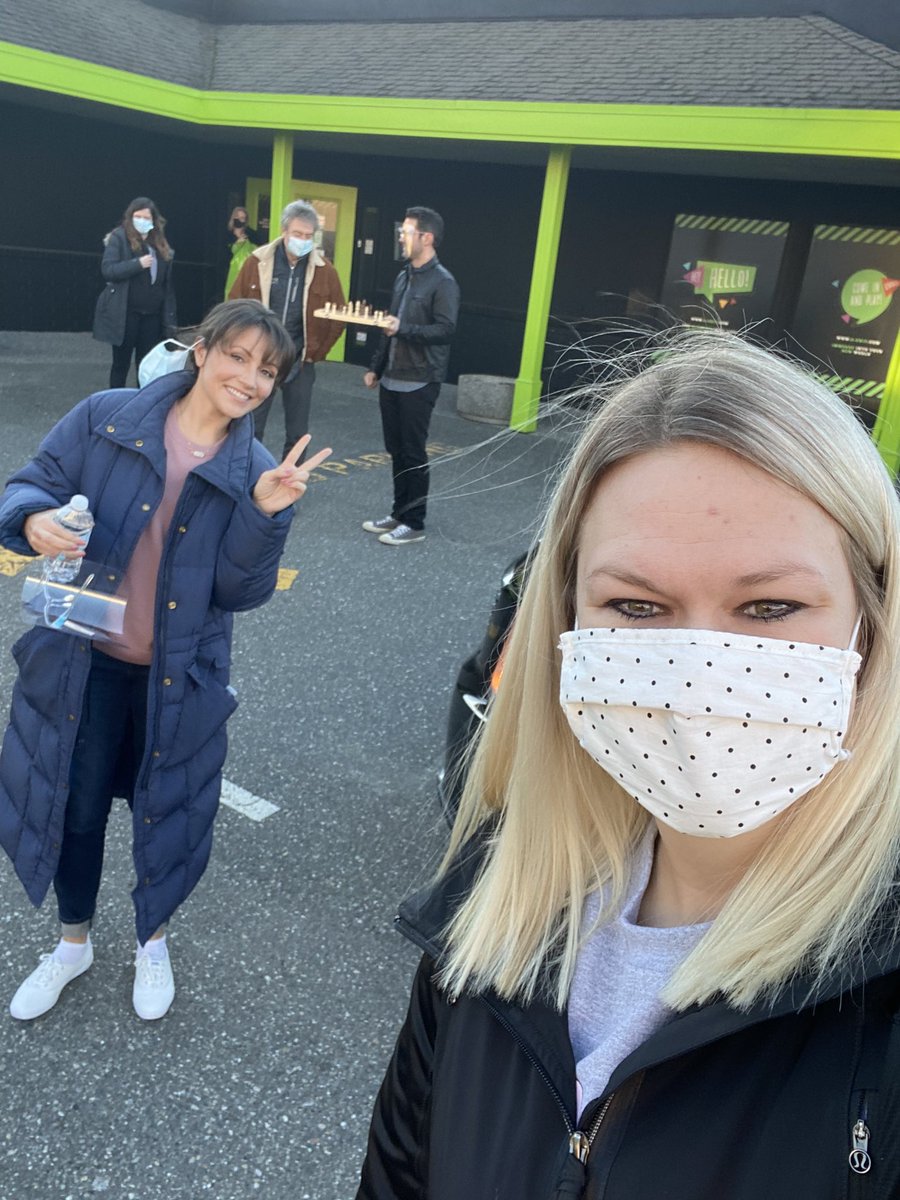 chefbk11's tweet image. So great to meet #italiaricci #chasinglife #DesignatedSurvivor #supergirl #hallmarkmovie and #ryanpaevey in the background!!! @SleepyKittyPaw @awonderfulmovie @yvrshoots @WhatsFilming