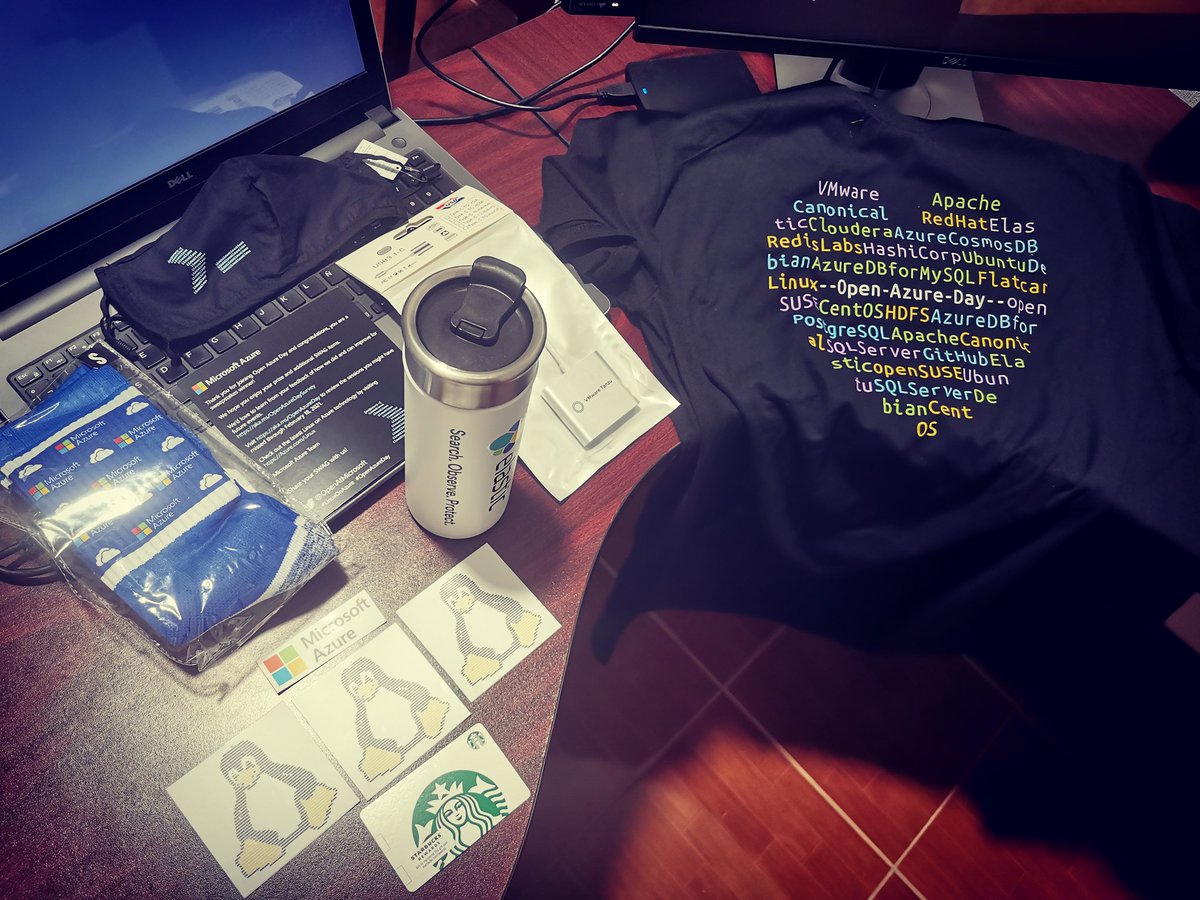 RenatoCaceres9's tweet image. Thanks for the SWAG Items @OpenAtMicrosoft #LinuxOnAzure #OpenAzureDay