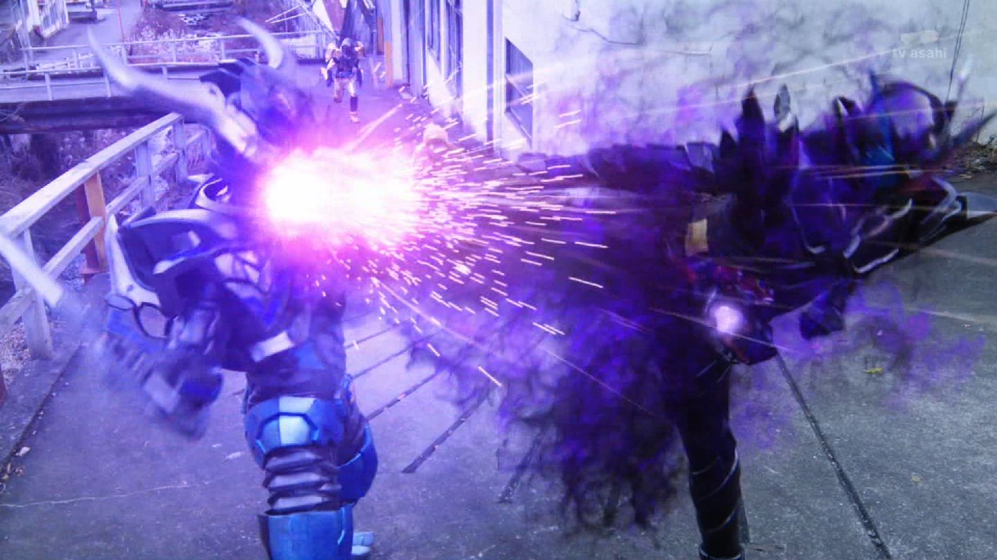 樂壱 ウニクロ 仮面ライダービルド 第21話 ハザードは止まらない 18 2 4 ハザードフォームの暴走により主人公が人殺しをしてしまい罪の意識に苛まれるターニングポイントでありトラウマ回 犬飼貴丈の迫真の演技が話題になったがこの悲痛な表情が出来た