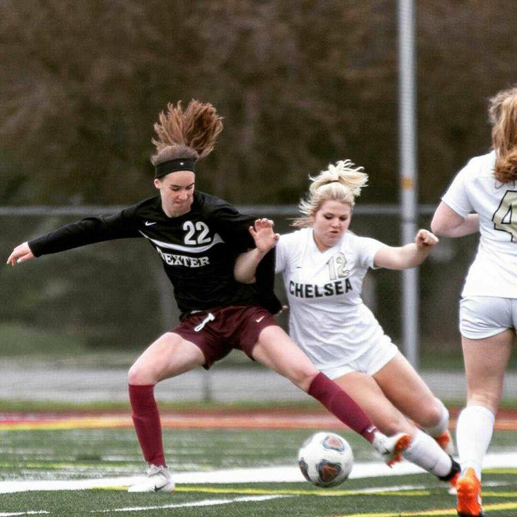 wearesoccer_mi's tweet photo. #MIWSocCommit #ClassOf2021
Faith Renaud
Defender
H.S. Team: @DHS__Soccer
Club Team: @DCFCWest
Committed to @AlmaScotsWSOC https://t.co/7N5heMOvg7