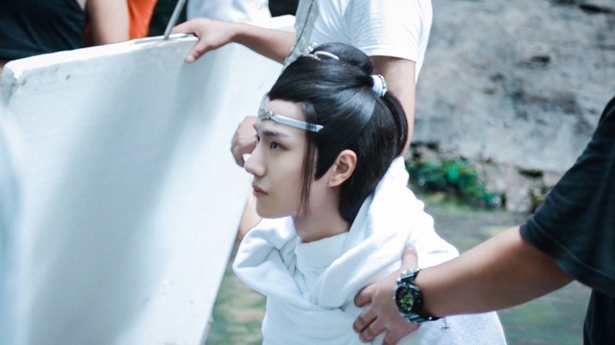 wang yibo appreciation tweet media