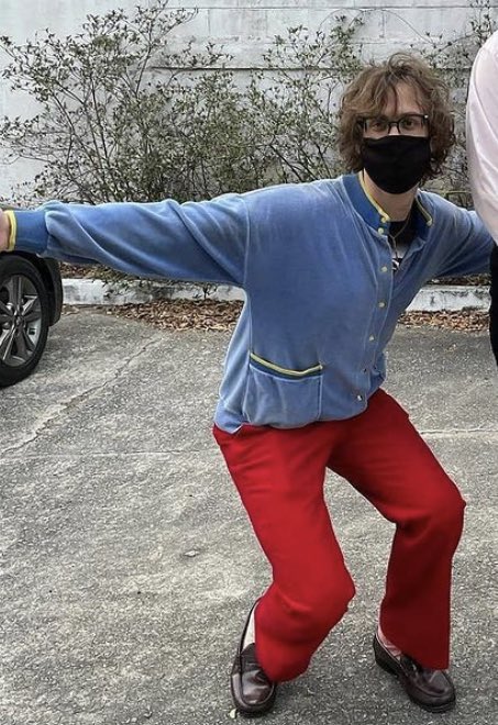 nicoftheweek's tweet photo. WHY SO MANY DIFFERENT OUTFITS IN ONE DAY IM SO IN LOVE https://t.co/MC8LiHPMwV