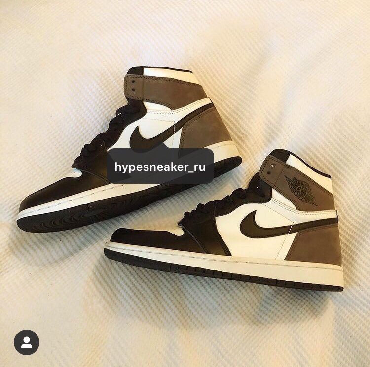 HypesneakerR's tweet photo. Best sellers in Hypesneaker π
1. Air Jordan 1 Retro High Dior
2. Air Jordan 4 Retro Off-White Sail
3. Air Jordan 1 Retro High Dark Mocha
4. Balenciaga Triple S Clear Sole White
#hypesneaker #sneaker #bestseller #airjordan #balenciaga https://t.co/SvT1DB0SNZ