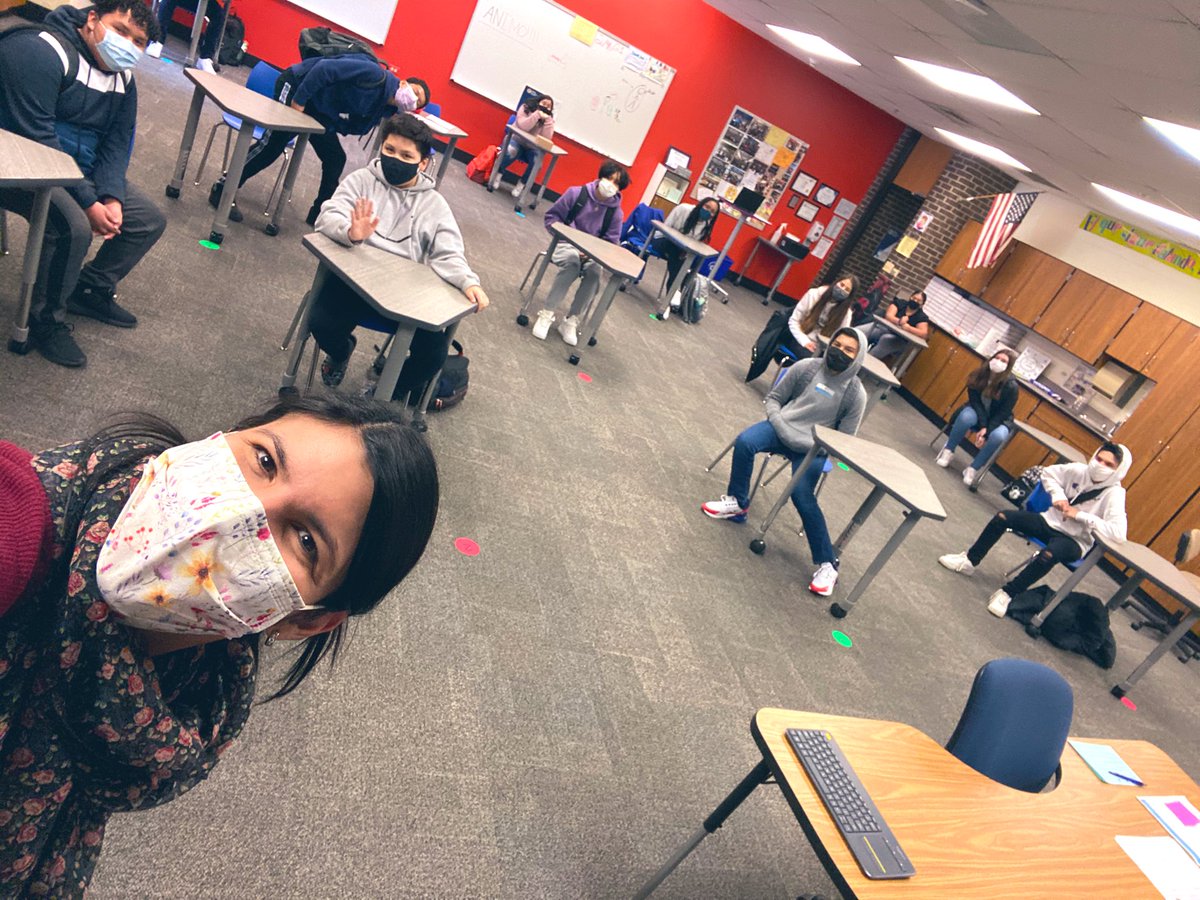 Mags1275's tweet photo. It was SO GREAT to have more students in my classroom today!!Many of them I hadn’t seen in person in a year! So happy to see them!!! #MAPtesting #DualStudents #MissThem #FrostStrong https://t.co/nD1Uo5h4Sg