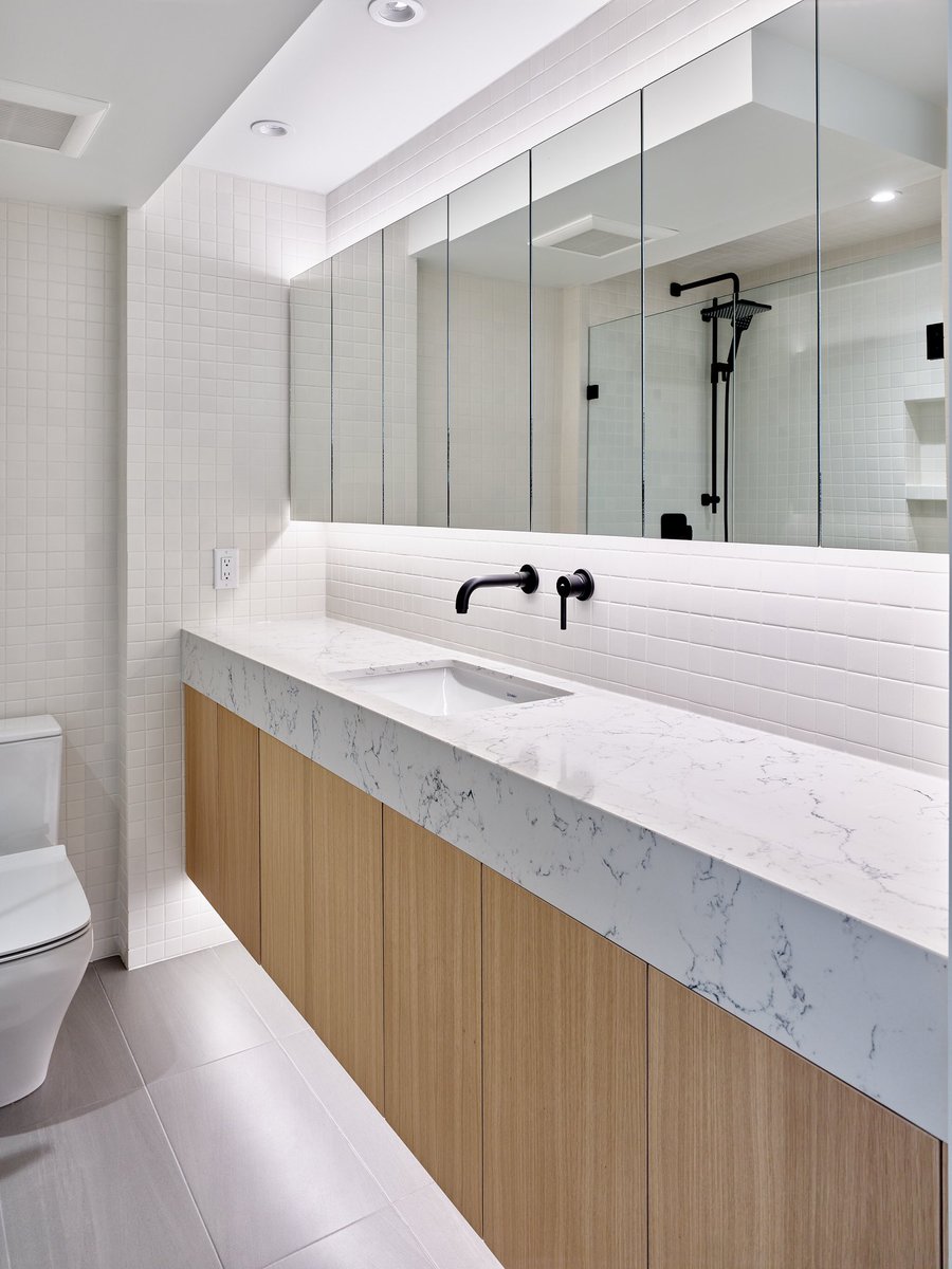 #throwbackthursday to our #robsonstreet project in love with this modern bathroom 
-
-
-
-
-
-
#furtadocontracting #contracting #vancouver #vancouvercontractor #vancouvercontractors #vancouvermodernhomes #vancouverreno #renovationvancouver #homedesignvancouver