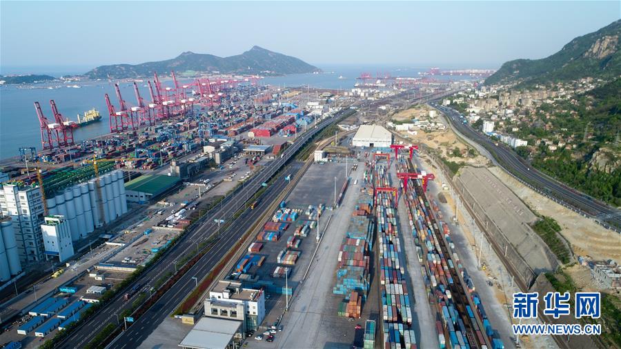 CE_ChinaEconomy's tweet photo. #China is readily considering joining the Comprehensive and Progressive Agreement for Trans-Pacific Partnership (#CPTPP) to promote #economicglobalization and regional economic integration, the Ministry of Commerce said on Feb. 4. https://t.co/KDzS8aCmJU