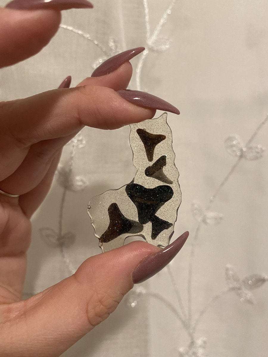 newleafmi's tweet image. 🤍 123 Giveaway 🤍

Follow these three steps to be eligible to win this shark tooth resin llama!

1) Follow @newleafmi (that’s me!);

2) Retweet this tweet;

3) For a bonus entry, reply with your favorite meme or gif!

Winner will be announced at 123 followers 🤍