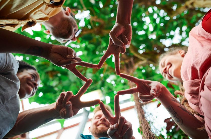 BesselOrigin's tweet photo. Three words guide the Bessel Origin program: Human. Centered. Design. But what is human-centered design? It’s creative problem-solving that keeps people at the center. #BesselOrigin #Humancenterdesign #Inclusion https://t.co/wR7t6dzzcV