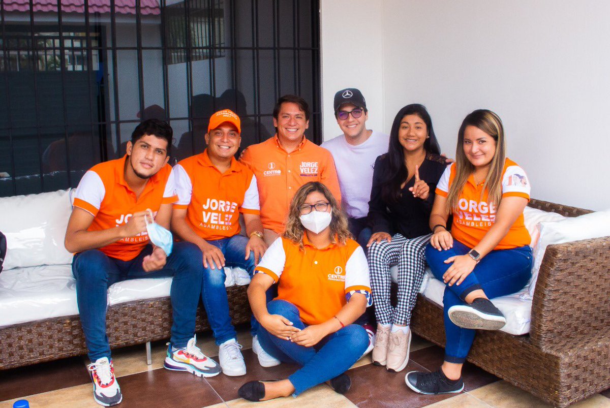 JorgeVelezVelez's tweet photo. @ecuarauz Venceremos! @enriquemenoscal @norisarroyave @cendemocratico @gabriellaperu #rayatodolista1 🧡✊🏾🇪🇨🗳 https://t.co/bs77iaxf8a