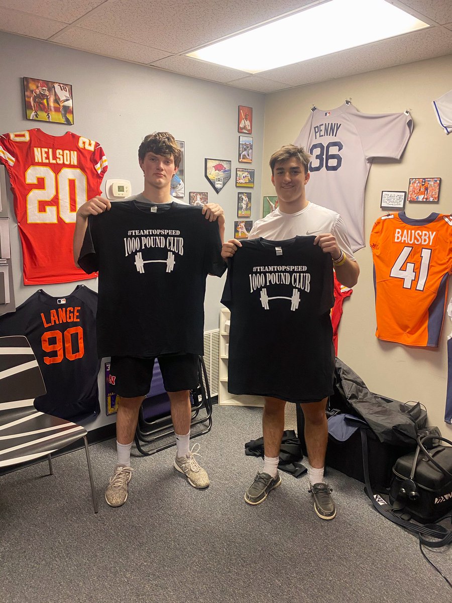 TopSpeedLLC's tweet image. Been slacking on highlighting these fella’s hard work. My bad!

Congrats to all the newest members of the #TeamTopSpeed 1000 Pound Club 💪

(L-to-R)
Austin Buie - GEHS
Zach Darche - BVW
Ben Walsh - Rockhurst 
Isaac Koch - Rockhurst 

Proud of you guys!
