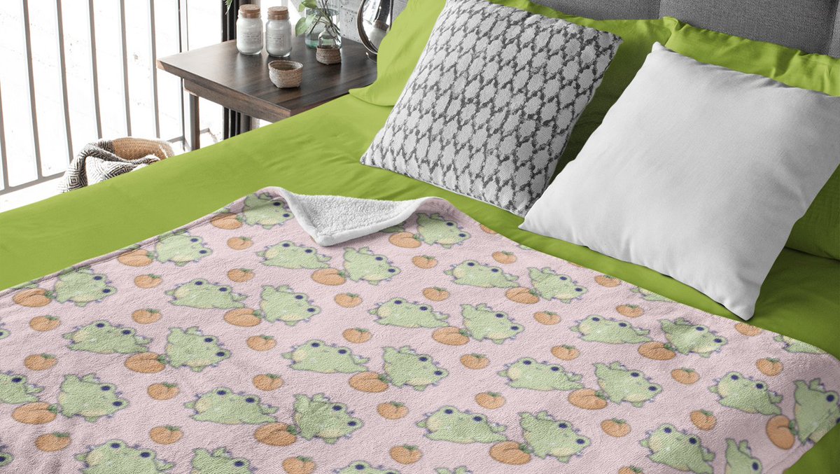 StarrifyStudio's tweet image. Oh myyy goooodness! I want to snuggle up with this adorable Leap Frog and Peach blanket all the time. Get yours - etsy.com/listing/941564… #minkyblanket #etsyshop