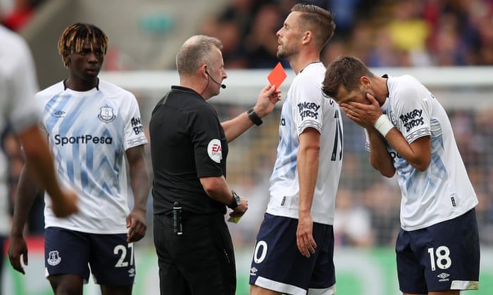 Morgan Schneiderlin (£22 million)- 2/10 Wasn’t bad in his first 6 months, but after that he was horrendous. Needless red cards and attitude problems made him one of the most disliked players I’ve seen in a while