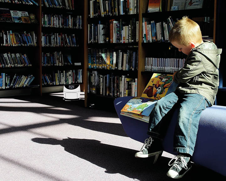 Lisez en toute sécurité. Marguerite et Diya One purifient l'air  des espaces intérieurs. 

#AirPurify #AirSain #covid19solution  #culture