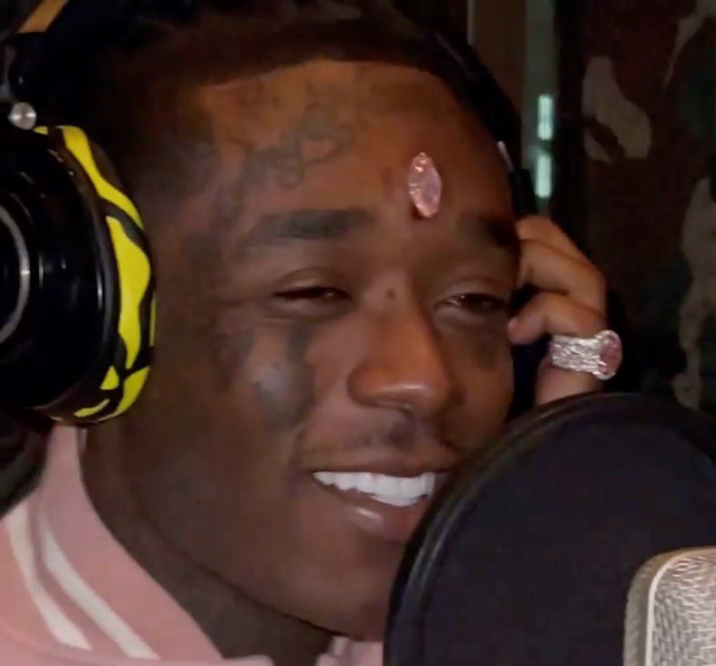 thathotbox's tweet photo. Me after tonight’s episode of Wandavision https://t.co/v1aRq4OOs8