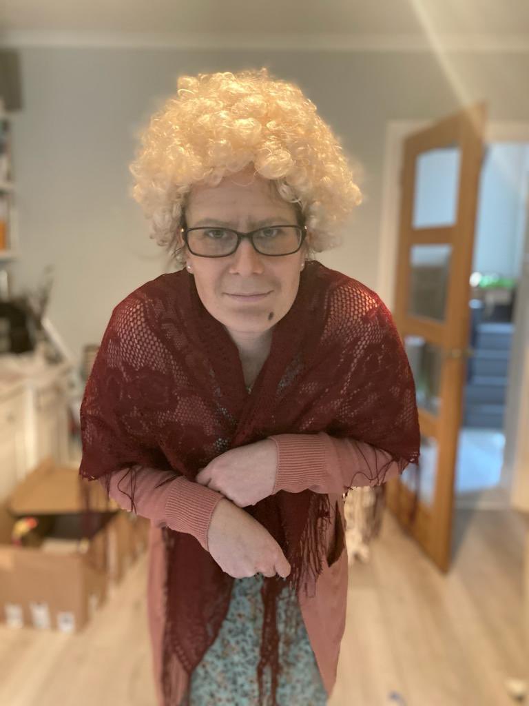 Hoping not to scare the children today. #dressupfriday #bringingasmiletowork #itsfriday