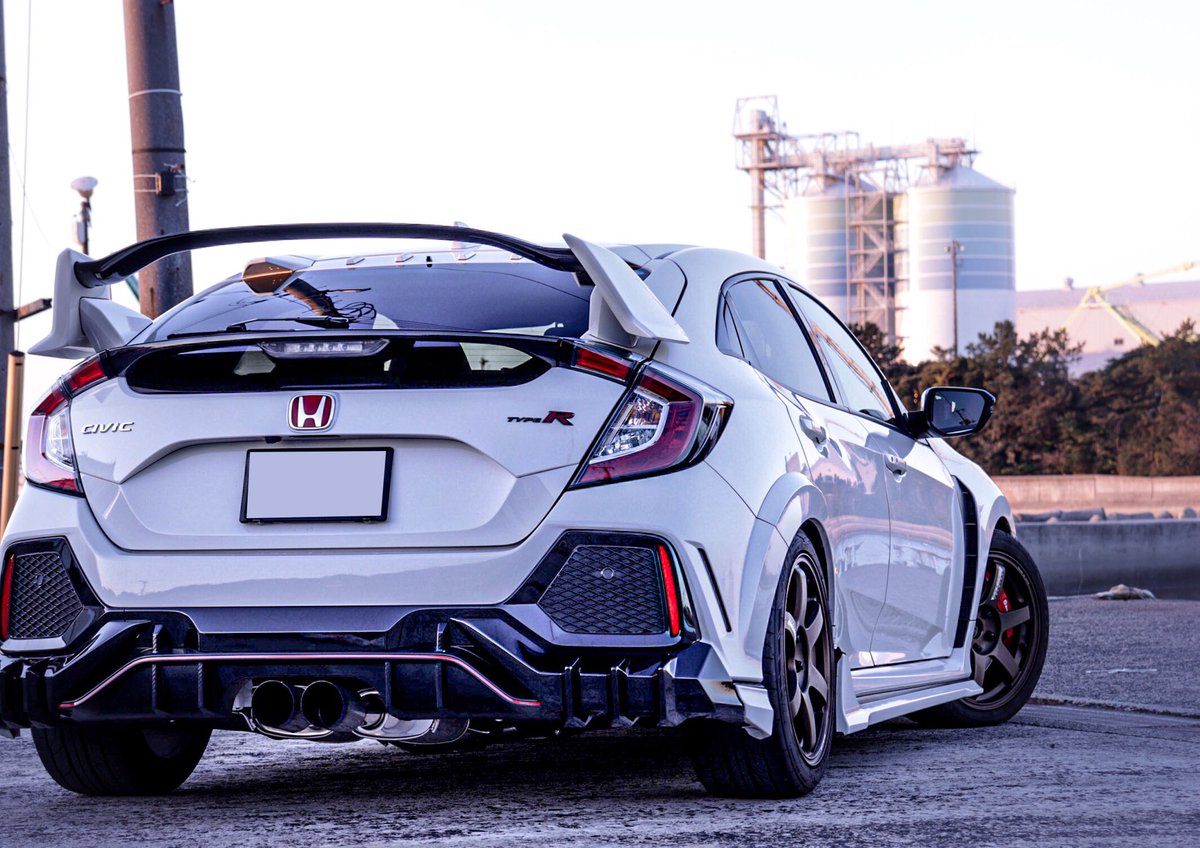 FK8__T's tweet photo. 一生大切に乗ります☺️

#シビック 
#シビックタイプR
#FK8 
#車好きと繋がりたい 
#車好きな人と繋がりたい https://t.co/ZBiBBUtXWJ