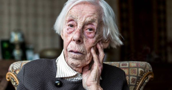 Naar theologe en verzetsvrouw Hebe Kohlbrugge (1914-2016) wordt in de gemeente Utrecht een straat vernoemd. Zeer terecht, want zij had een belangrijk aandeel in het verzet tegen de nazi's. Haar archief berust bij het <a href="/hdcvu/">HDC Centre for Religious History</a> in de @UBVU: hdc.vu.nl/nl/Images/1134…