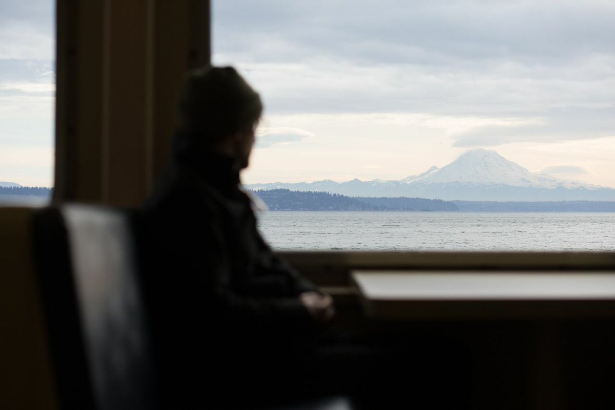 "Bazen hoşça kal demen gereken zamanlar vardır. Acıtmasına rağmen denemeyi öğrenmelisin."

-P.S. I Love You