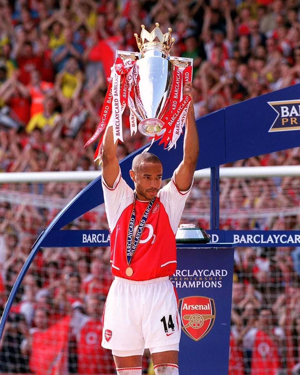 AfcGabeast's tweet photo. Thierry Henry at 27          Harry Kane at 27 https://t.co/m73JmDd6AU