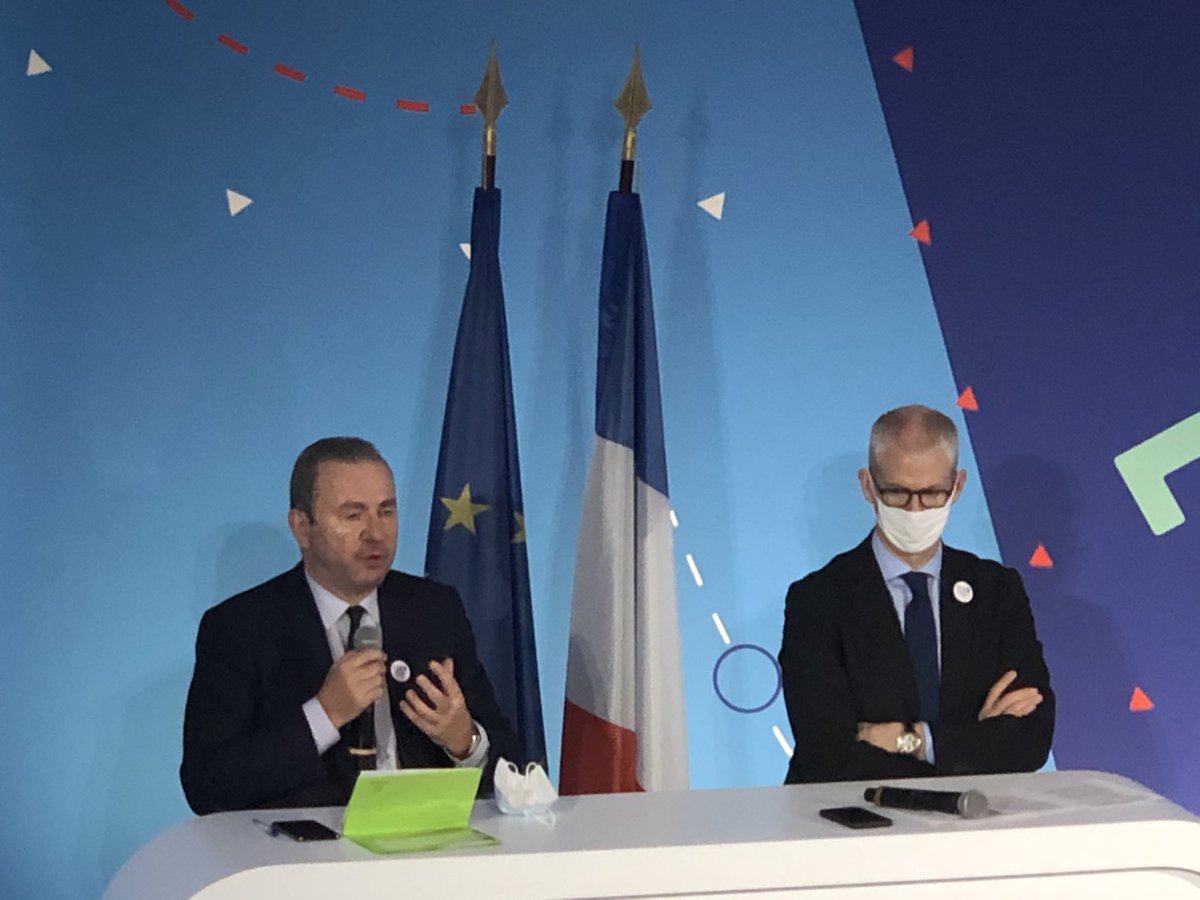 FredRossiExport's tweet photo. Un #ProgrammeFranceExport d’une ampleur inédite en 2021 ! 650 actions sur tous les secteurs et tous les marchés, c’est 30% de + ! Et une digitalisation massive : dans tous les secteurs: l’Export en #digital ça marche ! Et c’est financé par le Chèque Relance et par vos #Regions https://t.co/9yiqDvQGup