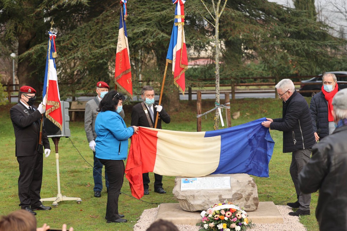 Hommage à Roland Fangille ce matin à Bessèges en présence de l’ensemble des bénévoles, des élus et des partenaires.