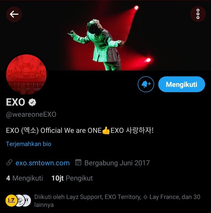 XbackINA's tweet photo. Wow! @weareoneEXO telah mengubah tampilan harder #JOKERbyLAY dan photo profil #PRODUCER di akun Twitter dan Instagram. 

#OurBestPRODUCER #PRODUCERbyLAY #LAYOURPRODUCER @layzhang https://t.co/q8Tk4dxblU