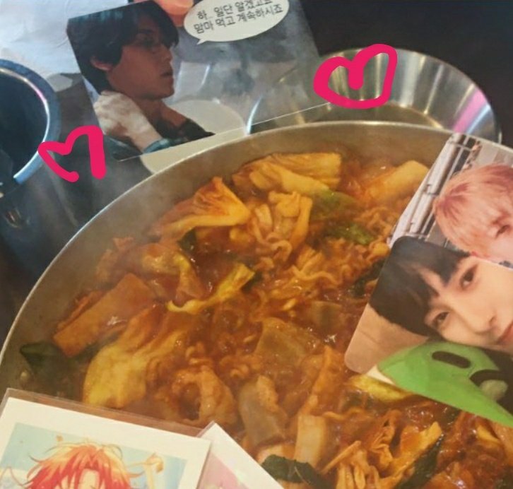 xgqhnsbdn's tweet photo. @8XX1410 크게나오진않앗지만...예쁜예절포카감사합니다♡♡♡♡♡ https://t.co/JjyDgb8RtB