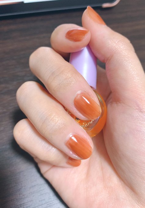 ツヤツヤオレンジだった爪
結構好きだった 