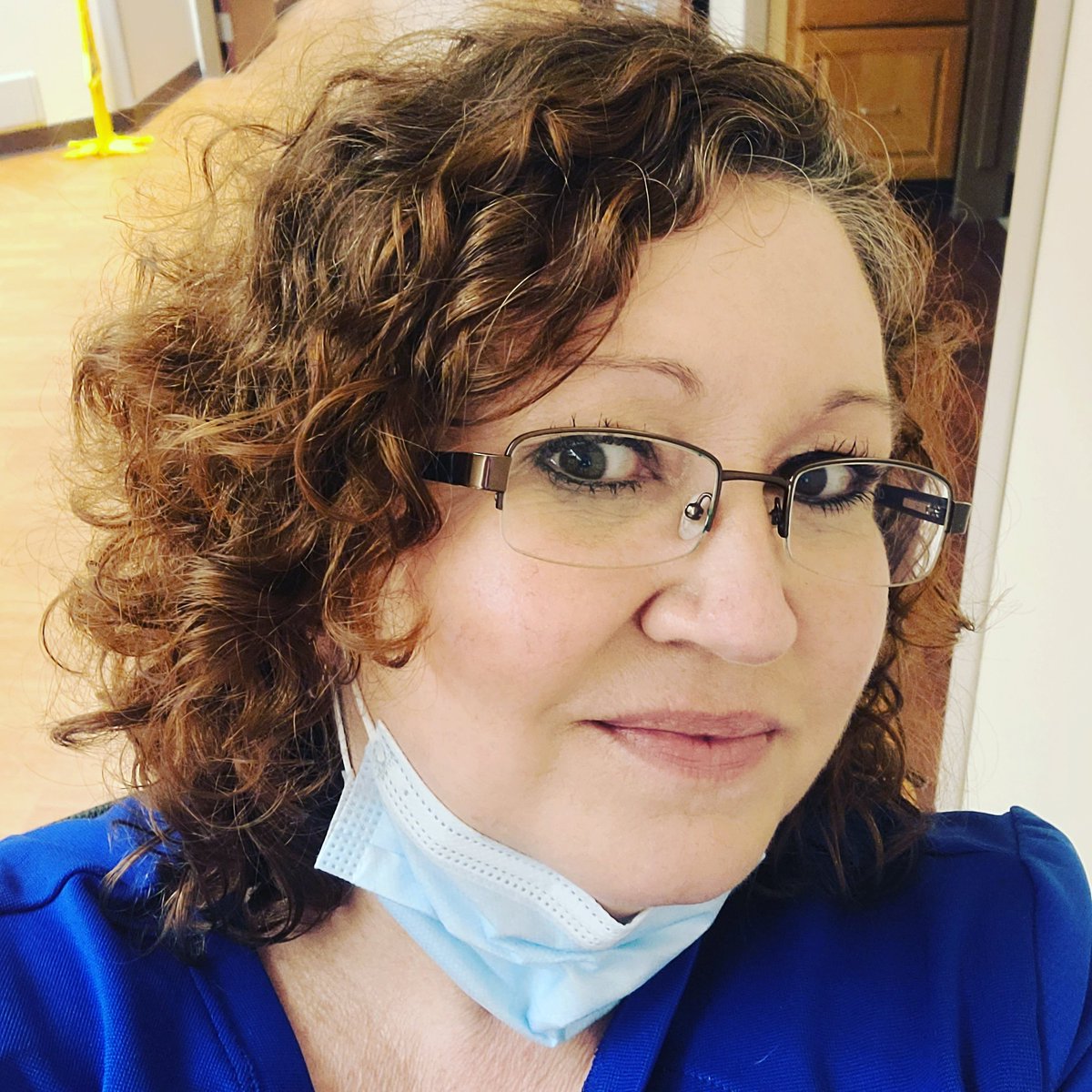 SRoemer_RN's tweet photo. Feeling pretty at work tonight #LTACH #NightShift #NurseTwitter #nurse https://t.co/zwUDFTm62B
