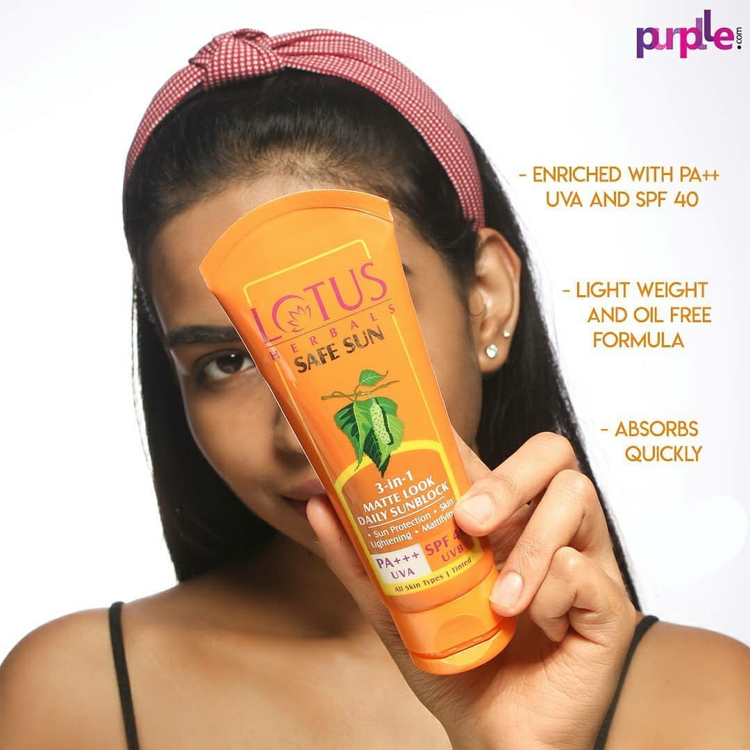 LotusHerbals's tweet photo. #LotusSafeSun 3-in-1 Matte Look Daily Sunblock SPF 40 has 3-in-1 benefits for your skin! 
🌞 it gives instant BB glow
🌞 It even tones complexion 
🌞 It blends easily to give matte finish
🛒 now from https://t.co/qRbJP5mgUa to stay #SafeInTheSun
#HerbalSunblock #SPF40 #SPFAlways https://t.co/xjU9mTp8o8