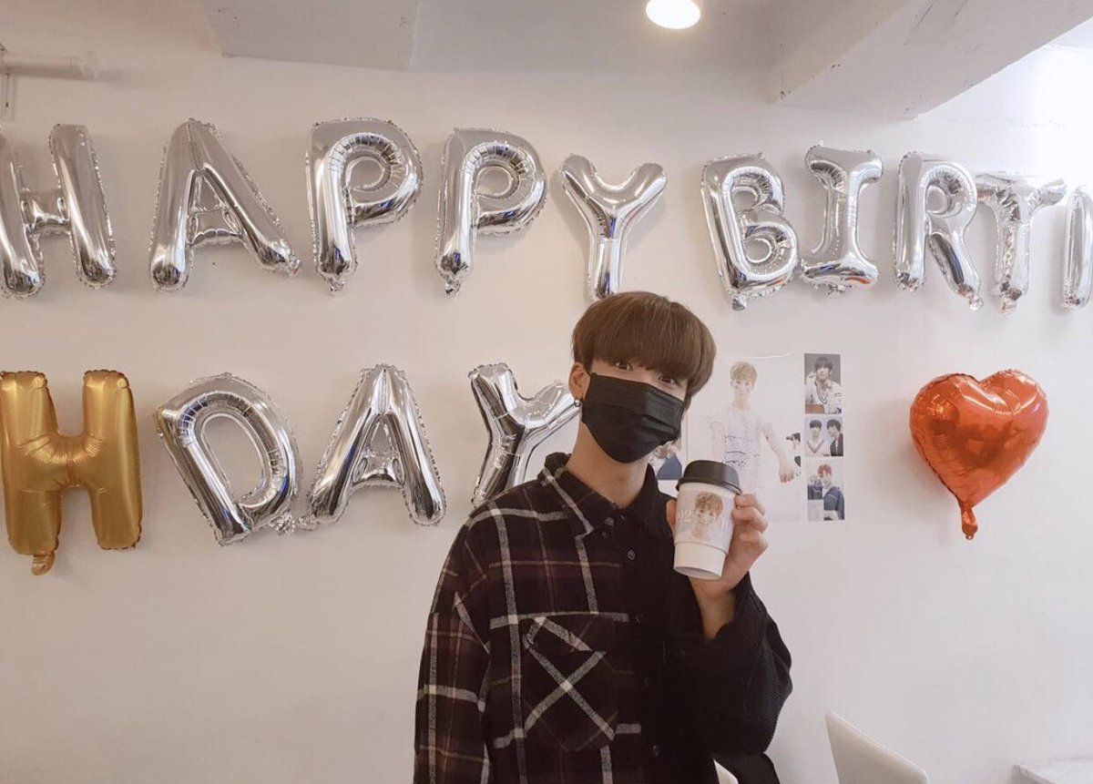Dukhoodream's tweet photo. Happy Suhyun DAy
์์ผ์ถํํฉ๋๋ค ์ํ๋๐
2019๋
์งํํด๋๋ฆฐ ์์ผ์นดํ
๋น์ ๋ฐฉ๋ฌธํด์ฃผ์๊ณ ์์๊ฒ
์ธ์ฆ์ท๋ ๋จ๊ฒจ์ฃผ์ ์ํ๋
๋จ์ ๊ตฐ๋ณต๋ฌด๊ธฐ๊ฐ ๋ชธ ๊ฑด๊ฐํ๊ฒ
๋ค์๋ง๋ ๊ทธ๋ ์ํด๐๐๐๐๐
#์์ผ์นดํ์ด๋ฒคํธ #์ปตํ๋์ด๋ฒคํธ #์ค๋ํผ #์ํ #SNUPR #SUHYUN #๋ํ๋๋ฆผ #DUKHOODREAM @snuper6 https://t.co/BycYHylRUl