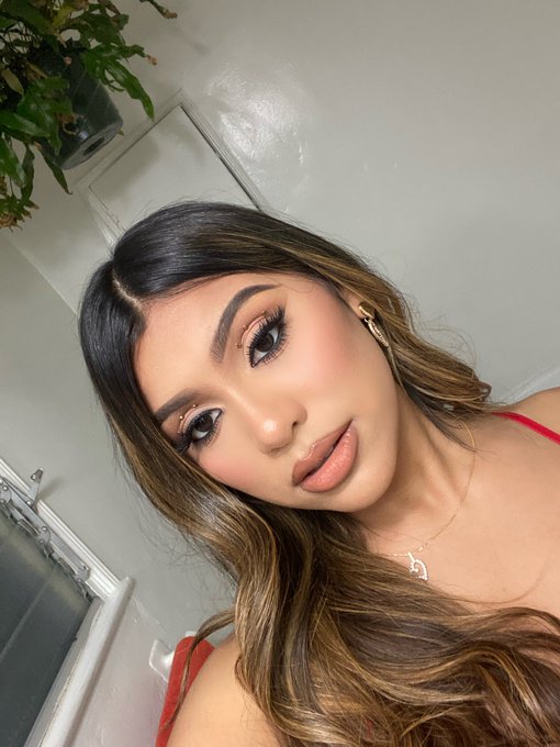 I like these also❤️ https://t.co/FZO69maxJU