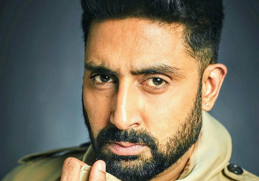  Happy Birthday ABHISHEK BACHCHAN      Lots Of Love. 