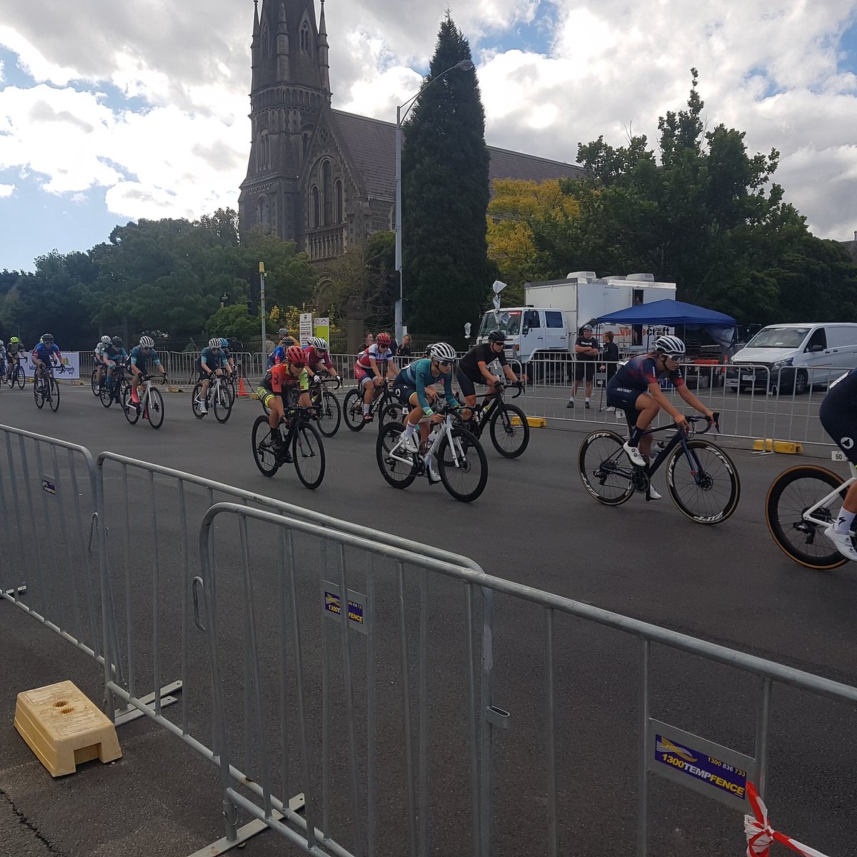 Women's crit underway! #Roadnats #sbscycling #couchpeloton 

Watch live on SBS Cycling Central's Facebook page or via this link:  bit.ly/2YOAGlf