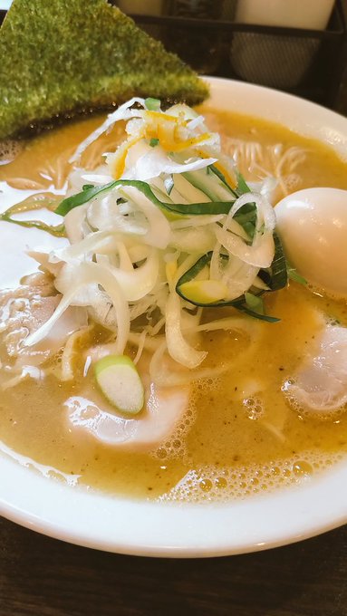 本間ひまわり(鶏白湯) 